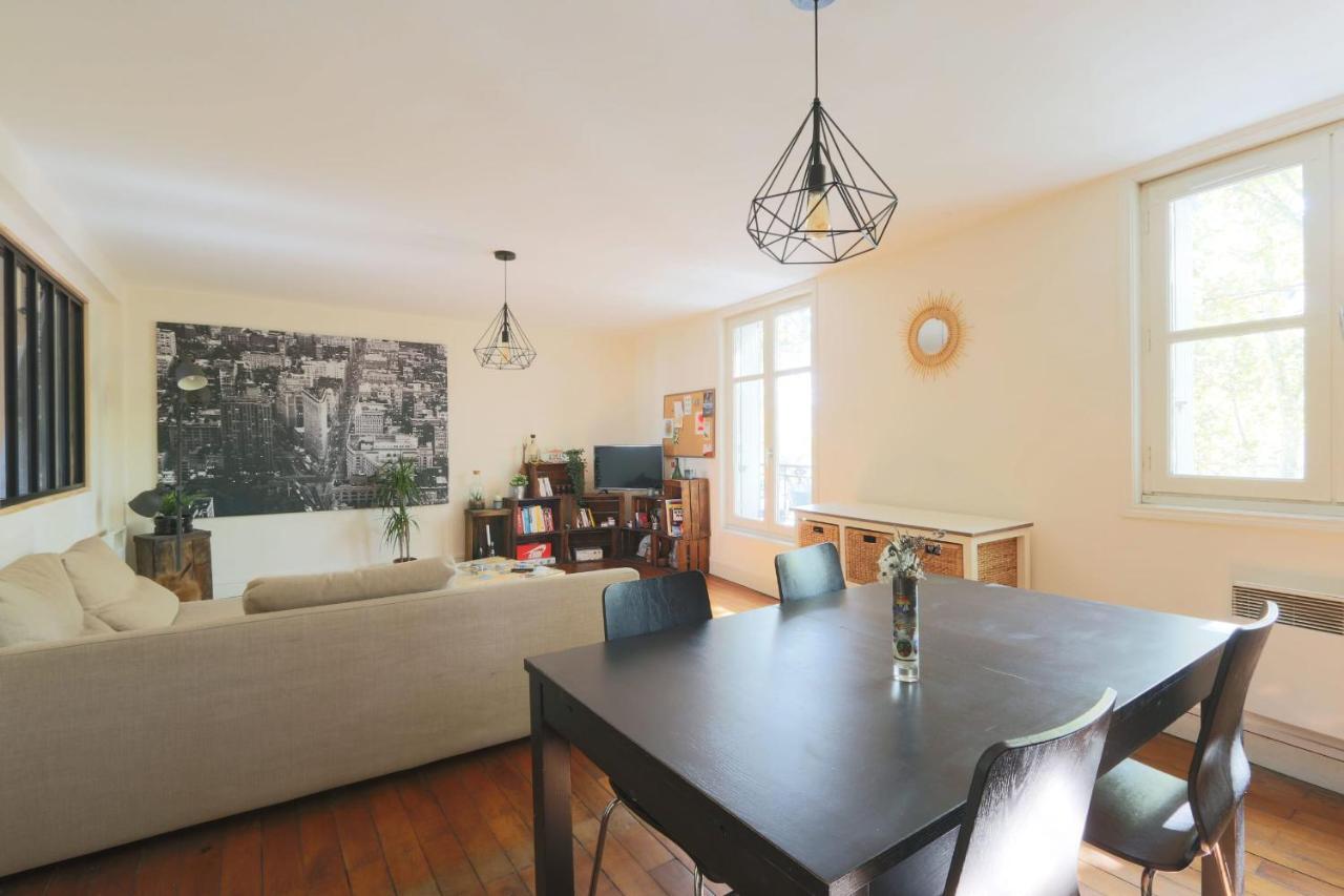 Located In The Heart Of The City Of Tours Extérieur photo