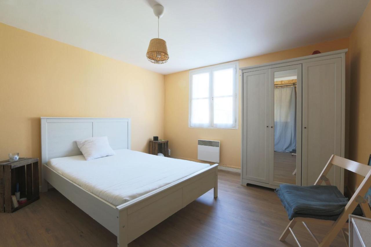 Located In The Heart Of The City Of Tours Extérieur photo