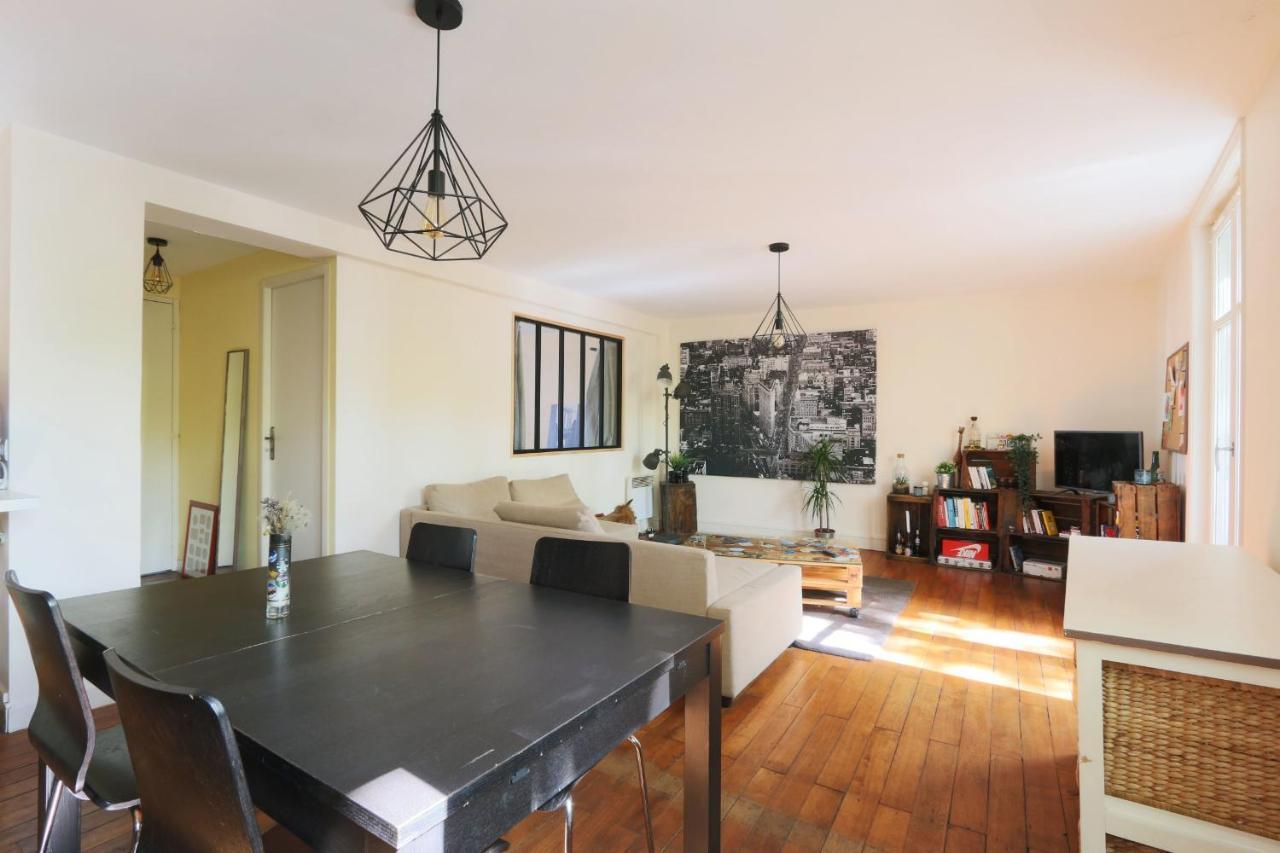 Located In The Heart Of The City Of Tours Extérieur photo