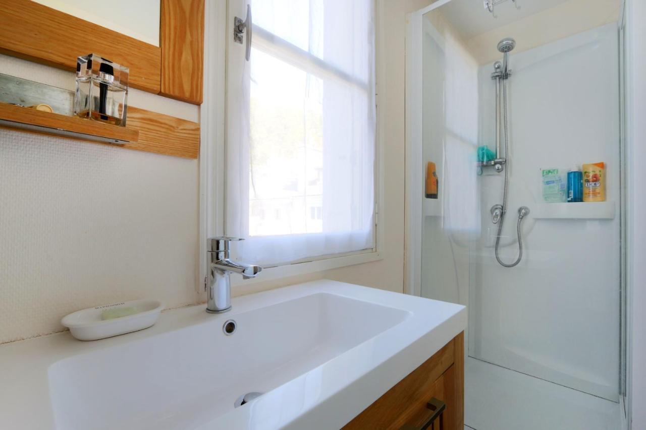 Located In The Heart Of The City Of Tours Extérieur photo