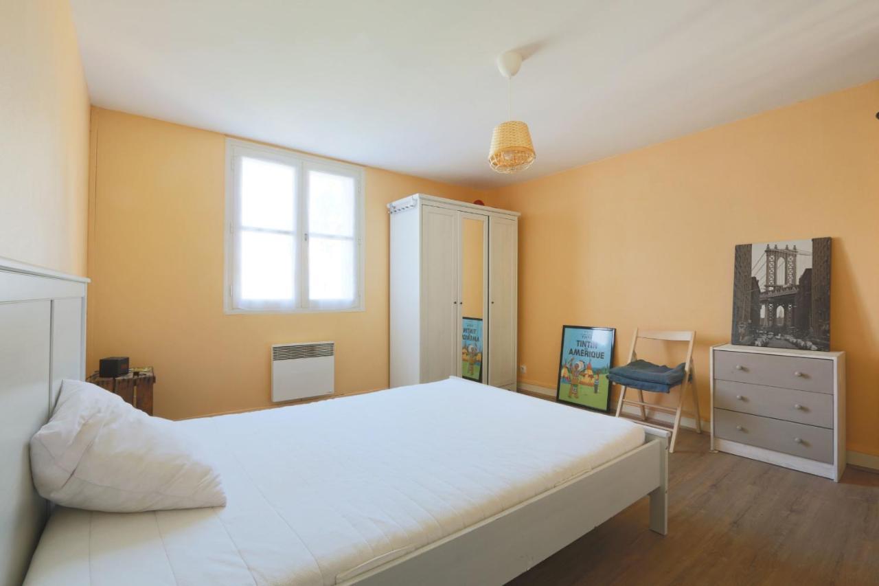 Located In The Heart Of The City Of Tours Extérieur photo